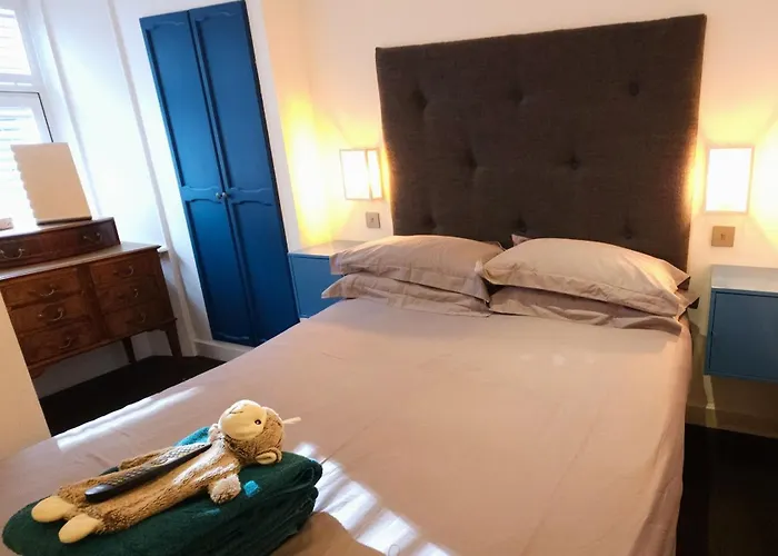 Boat House Super Suites